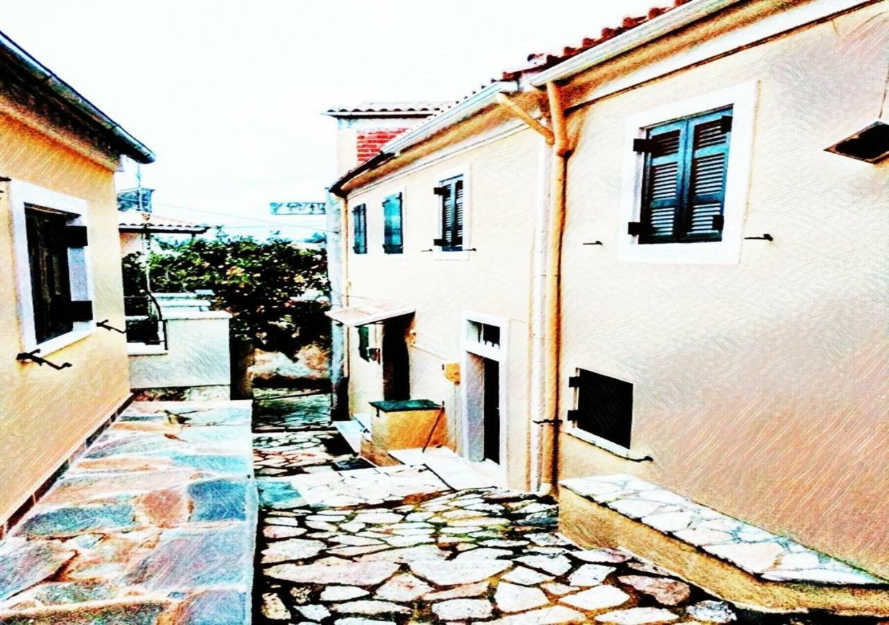 Country Traditional House In Corfu Village, Greece Sinarádes Eksteriør bilde